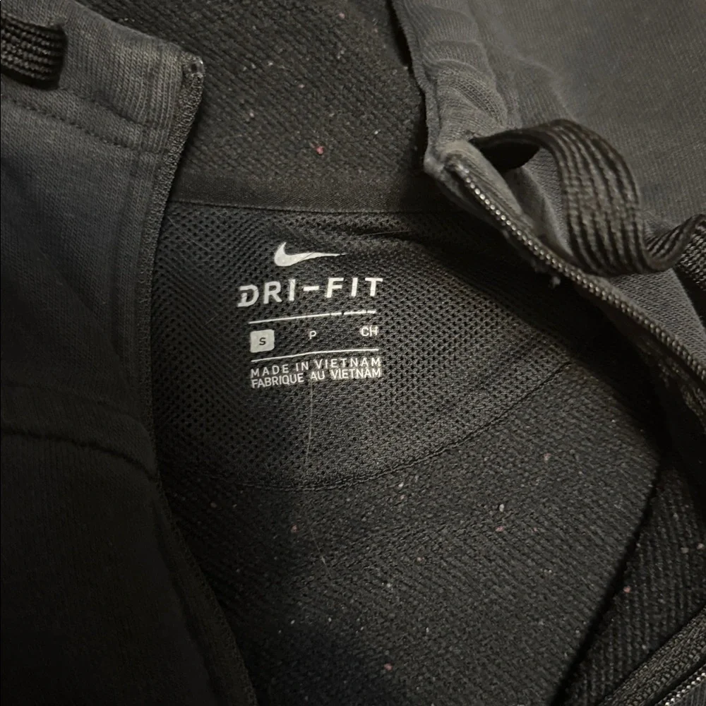 Nike black full zip‎ small